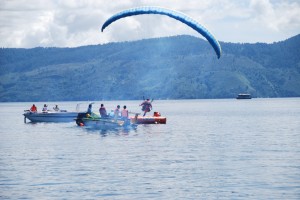 Branko na jezeru Toba - indonezija